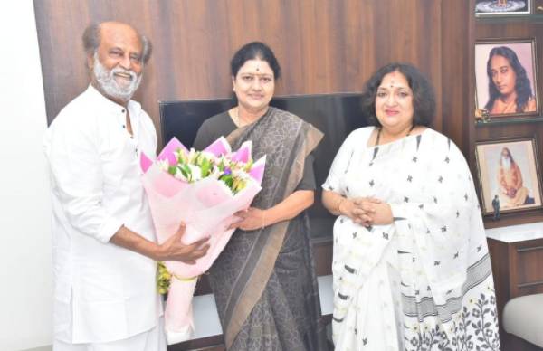 రజినీకాంత్తో భేటీ..