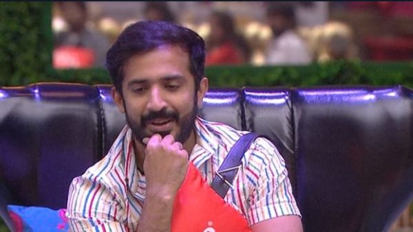 సైబర్ క్రైమ్ పోలీసులకు ఫిర్యాదు..