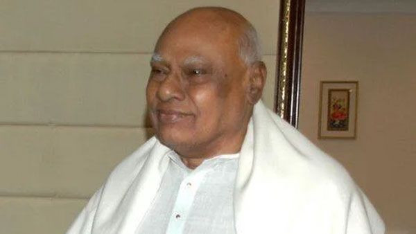 కొంత కాలంగా అనారోగ్యంతో బాధ పడుతూ..