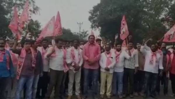 నాలుగు బొగ్గు బ్లాకుల వేలానికి కేంద్రం రెడీ.. 72 గంటల సమ్మెతో కార్మికుల ఢీ