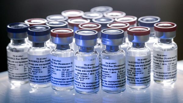 100 కోట్లు కోవిడ్ వ్యాక్సిన్ మైలురాయిని తాకిన భారత్