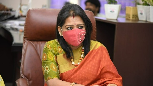 రెండో డోస్ వ్యాక్సినేషన్ పూర్తి చేయాలి. ప్రజల్లో అవగాహన పెంపొందించాలన్న మేయర్