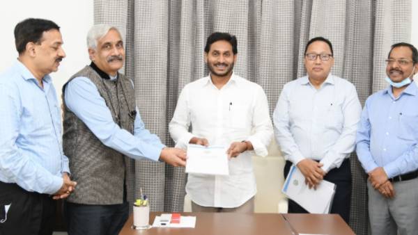 ఎట్టకేలకు పీఆర్సీ నివేదిక