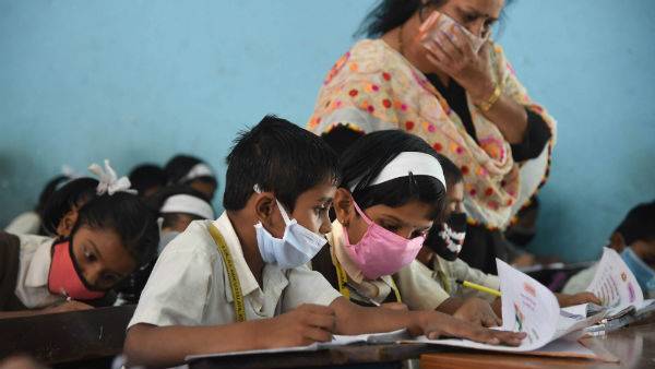 61 percent stutdents attend ap schools on re-opening day, control room for doubts clarification 61 percent stutdents attend ap schools on re-opening day, control room for doubts clarification
