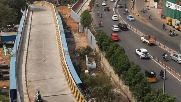ఓ పక్క ఫ్లైఓవర్లు.. మరోపక్క స్టీల్ బిడ్జిలు