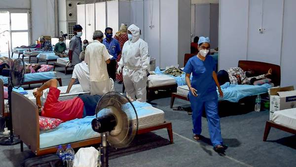 Kerala reports highest-ever single-day Cornavirus surge with over 55,000 cases. Kerala reports highest-ever single-day Cornavirus surge with over 55,000 cases.