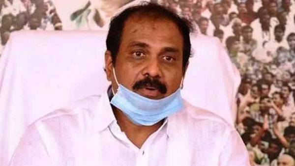 వంగవీటి రాధా అంశాన్ని కూడా రాజకీయం కోసం వాడుకుంటున్నారు