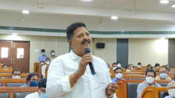 సీఎం కార్యక్రమమే కొంప ముంచిందని కారుమూరి ఆవేదన