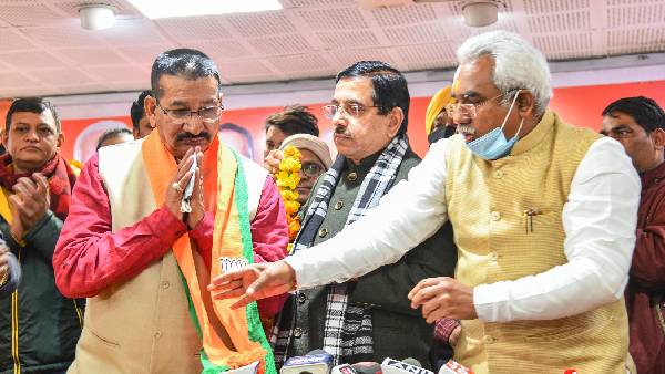 బీజేపీలో చేరిన కిషోర్ ఉపాధ్యాయ్