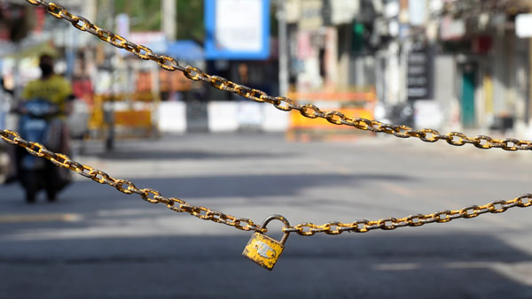 Covid-19: Tamil Nadu and Kerala to continue with complete lockdown on Sundays. Covid-19: Tamil Nadu and Kerala to continue with complete lockdown on Sundays.