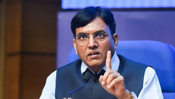 కోవిడ్ పరిస్థితిపై కేంద్ర ఆరోగ్య శాఖామంత్రి రాష్ట్రాల ఆరోగ్య మంత్రులతో సమీక్ష
