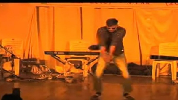 ఫంక్షన్లలో స్టెప్పులు