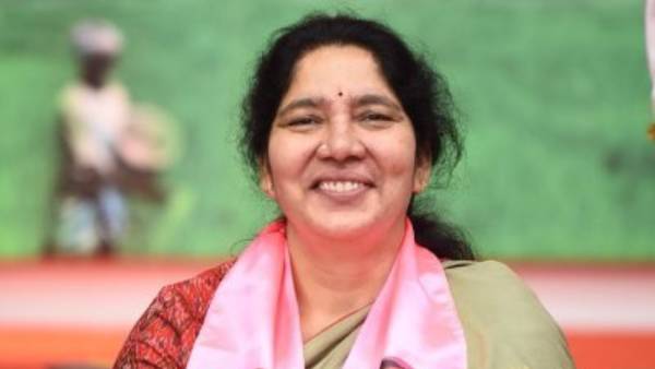 మంత్రులకు అపాయిట్ మెంట్ కూడా ఇవ్వని సీఎం.. గిరిజనులను ఉద్దరిస్తామంటే నమ్మేది ఎట్ల.?
