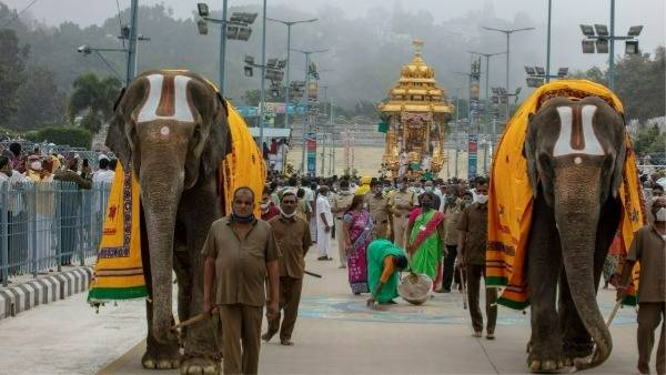 మాములుగా ఈ రోజు తిరుమలలో