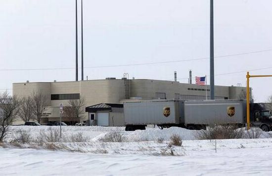 Family of four, believed to be Indians, frozen to death Family of four, believed to be Indians, frozen to death