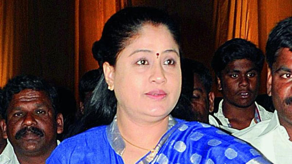 ఉపఎన్నిక ముందు వంద కోట్లన్నారు..: విజయశాంతి