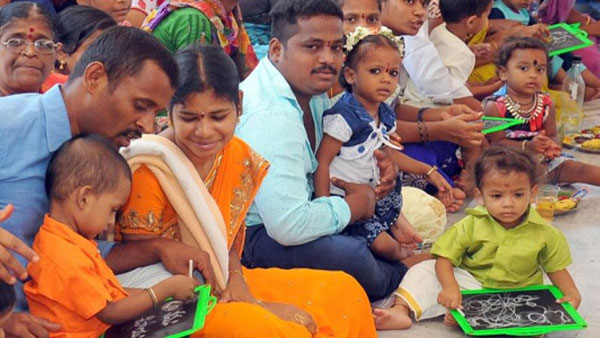 బాసరలో కన్నులపండుగగా వసంతపంచమి వేడుకలు; వేకువజామునుండే చిన్నారుల అక్షరాభ్యాసాలు | Vasanthapanchami celebrations in Basara; Children aksharabhyasam from early morning - Telugu Oneindia