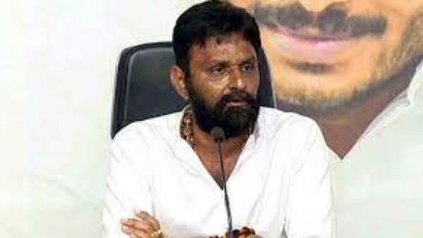 అనుమానాలున్నాయంటూ..
