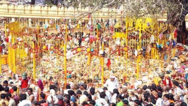 మహారాష్ట్ర నుండి ప్రత్యేక బస్సులు .. ఏర్పాట్లపై సీఎస్, డీజీపీ సమీక్ష