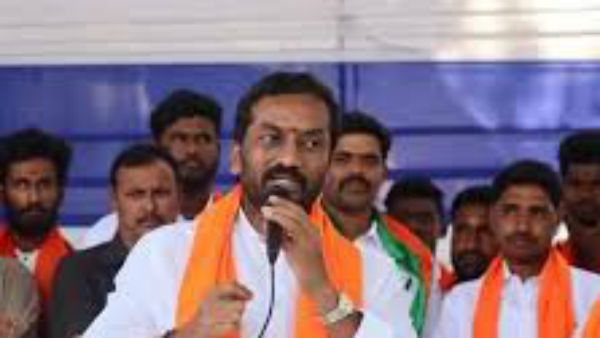 సీఎం కేసీఆర్ దేవుడికే శఠగోపం పెట్టాలనుకోవడం మూర్ఖత్వం