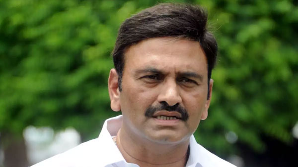 రఘురామ వ్యవహారం తేలేనా