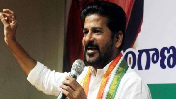 సమ్మక్క సారలమ్మల పోరాటమే తమకు స్ఫూర్తి..తెలంగాణ ఉద్యమానికి కూడా ప్రేరణ అన్న పీసిసి ఛీఫ్