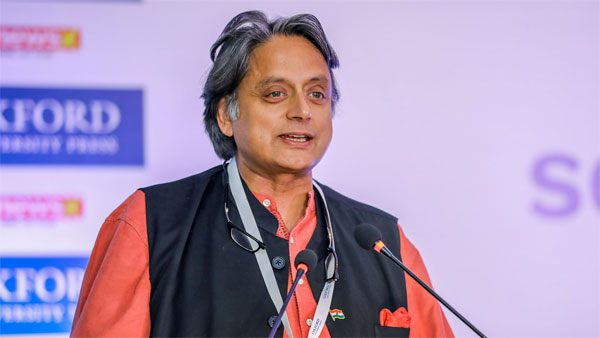 Kashmirs beauty, Bengals culture, Keralas education will do wonders for UP: Tharoor Kashmirs beauty, Bengals culture, Keralas education will do wonders for UP: Tharoor