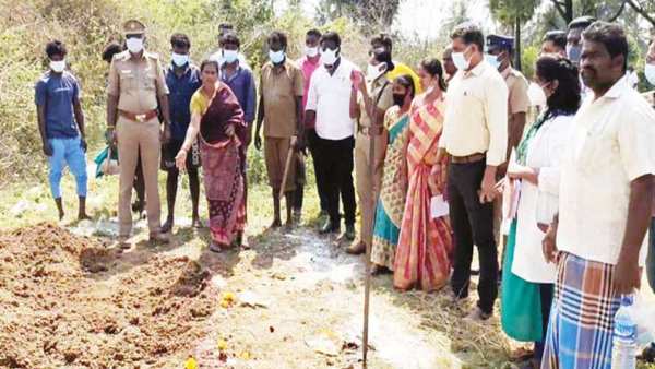 కోడలు తీరుతో అత్తకు అనుమానం