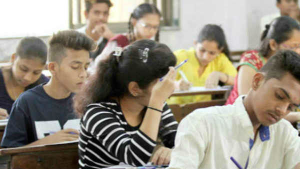Telangana ssc exams: 10th class schedule released, exams are from May 11th. Telangana ssc exams: 10th class schedule released, exams are from May 11th.