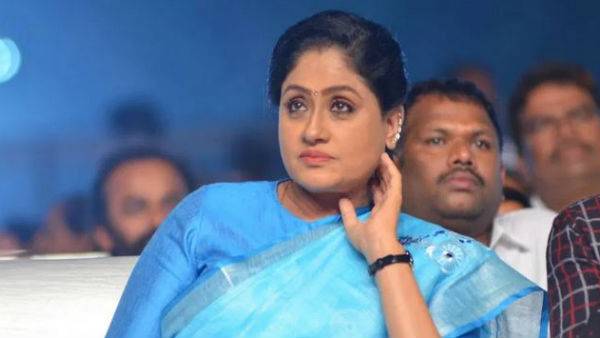 రెండుసార్లు డిగ్రీ ఫెయిల్
