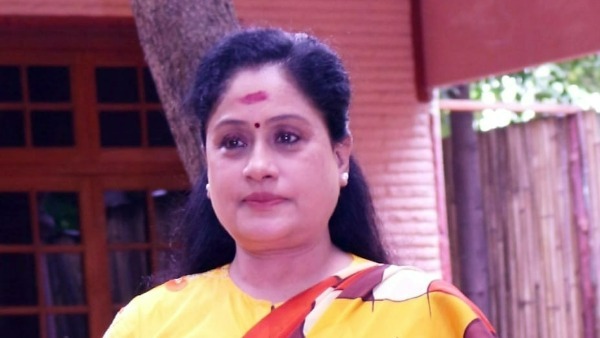 3 లక్షల దరఖాస్తులు