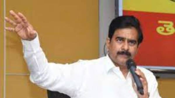 అబద్ధాలతో ప్రజలను ఇంకెంత కాలం మోసం చేస్తారు?