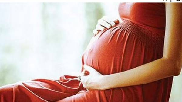 సీమంతం చెయ్యాలని ఏర్పాట్లు