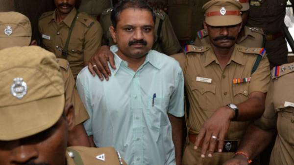 Supreme Court grants bail to Rajiv Gandhi assassination convict A G Perarivalan Supreme Court grants bail to Rajiv Gandhi assassination convict A G Perarivalan