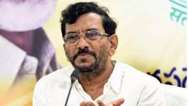 టీడీపీ నేతల ఫోన్లు ట్యాపింగ్