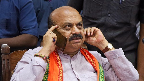 ఉలిక్కిపడిన సీఎం