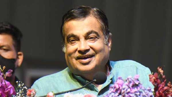 Nitin Gadkari unveils 12 national highway projects worth 8000 cr in Telangana Nitin Gadkari unveils 12 national highway projects worth 8000 cr in Telangana