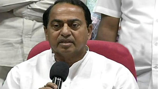 గవర్నర్ తమిళిసై ఎప్పుడు బీజేపీ వైపే చూస్తారు