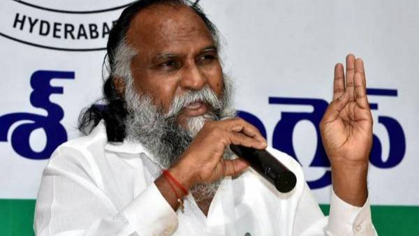 కేసీఆర్ను తిట్టిన సమైక్యవాదులంతా తెలంగాణ కేబినెట్లోనే: జగ్గారెడ్డి