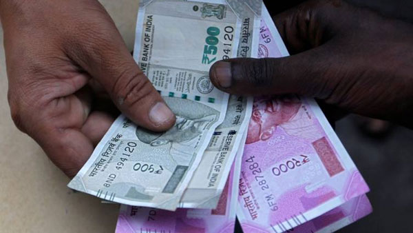 రియల్ ఎస్టేట్, ఫైనాన్స్ వ్యాపారం