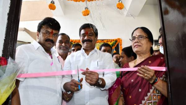 పేద ప్రజలు సంతోషంగా ఉండాలి.. అదే సీఎం కల అన్న మంత్రులు