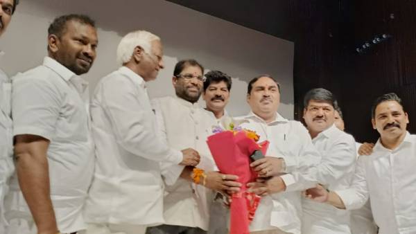 నిధులు విడుదల చేయాలని కోరుతూ లేఖ.. కేంద్ర స్పందన లేదన్న మంత్రులు