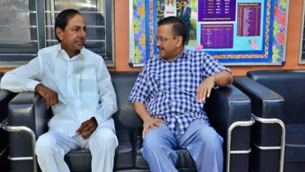 KCR meets Arvind Kejriwal, lunch at his home: discussed on national politics. KCR meets Arvind Kejriwal, lunch at his home: discussed on national politics.