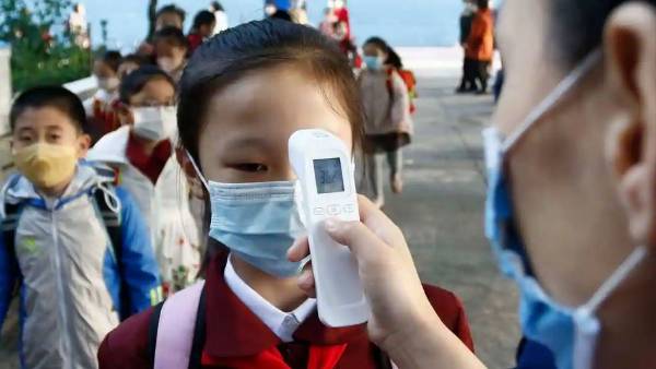 North Korea reported 21 new deaths and 1,74,440 more people with fever symptoms as the country scrambles spread of COVID-19 North Korea reported 21 new deaths and 1,74,440 more people with fever symptoms as the country scrambles spread of COVID-19