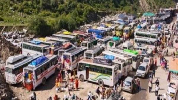 10k people stranded on uttrakhands yamunotri highway due to safety wall collapse 10k people stranded on uttrakhands yamunotri highway due to safety wall collapse