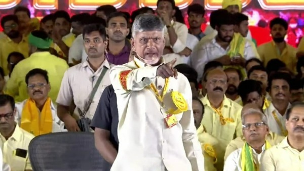 వైసీపీ సంక్షేమంపై చంద్రబాబు