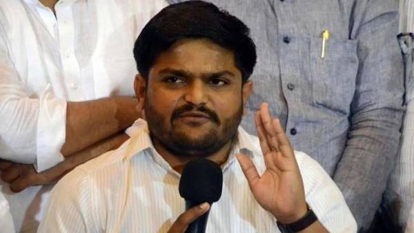 కాంగ్రెస్ పార్టీపై విమర్శలు దాడి కొనసాగిస్తున్న హార్దిక్ పటేల్