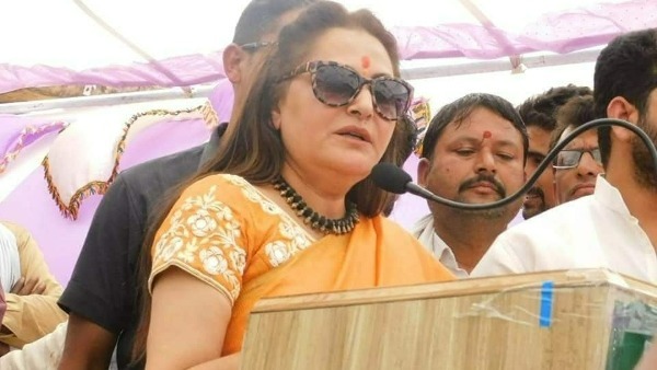 రాజమండ్రి నుండి టికెట్ కోసం ప్రయత్నించిన జయప్రద.. ఇప్పటికీ రాజమండ్రిపై ఆసక్తి