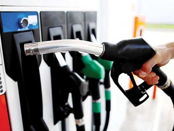 petro prices at all time high in pakistan as shabaz sharif government hikes another rs.30 petro prices at all time high in pakistan as shabaz sharif government hikes another rs.30