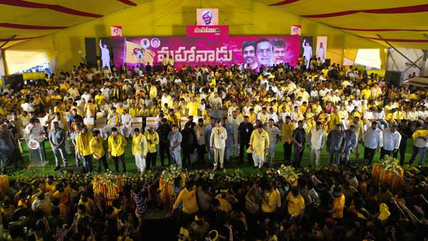 సక్సెస్ వెనుక వైసీపీ?
